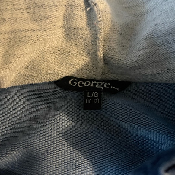 Three items gran jacket and two sweater - Picture 3 of 3